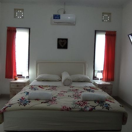 Neny'S Homestay Saba ภายนอก รูปภาพ