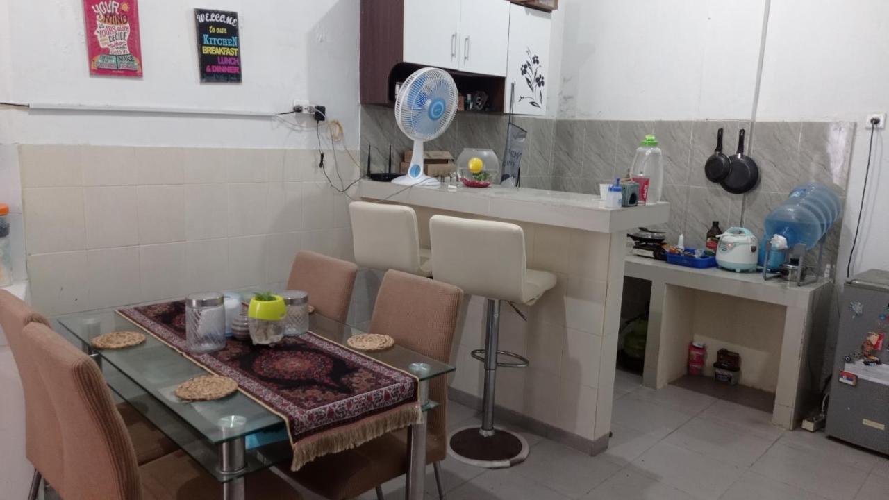 Neny'S Homestay Saba ภายนอก รูปภาพ