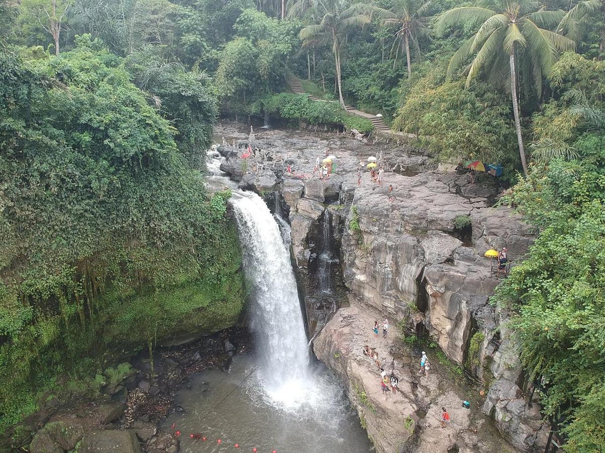 Neny'S Homestay Saba ภายนอก รูปภาพ