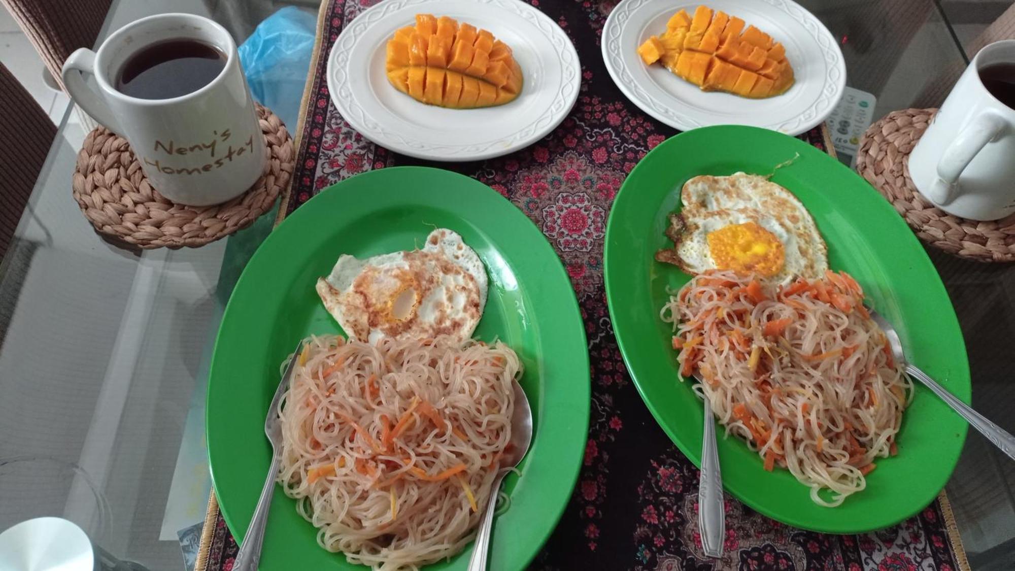Neny'S Homestay Saba ภายนอก รูปภาพ